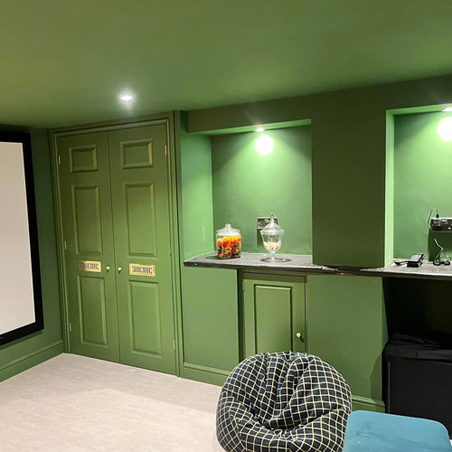 Green-room